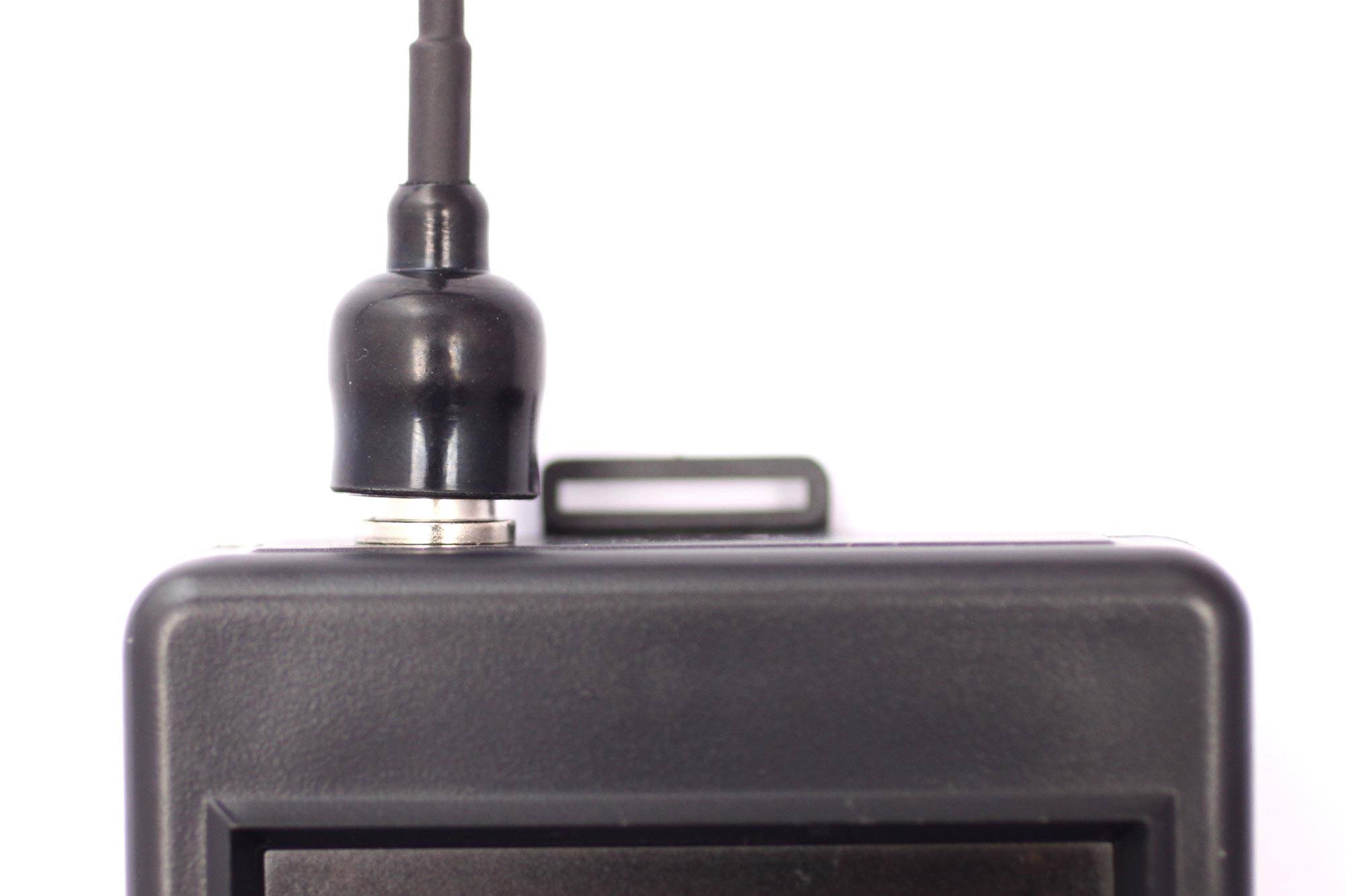 Yhdistä elektrodi pH-ohjaimeen