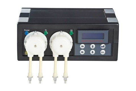 Akvaarion lannoitteen annostelupumppu 2 pistorasiaan