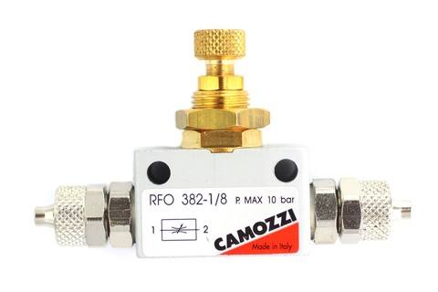 Kuva Camozzi Precision Flow Controller 4 / 6mm kompressioliittimillä